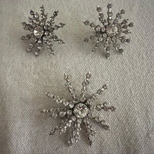 Elegant Vintage Silver Starburst Earrings snd Broach Set